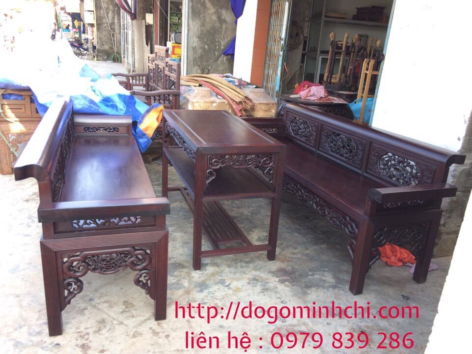 ban-ghe-truong-ky-sen-loi-co-dep