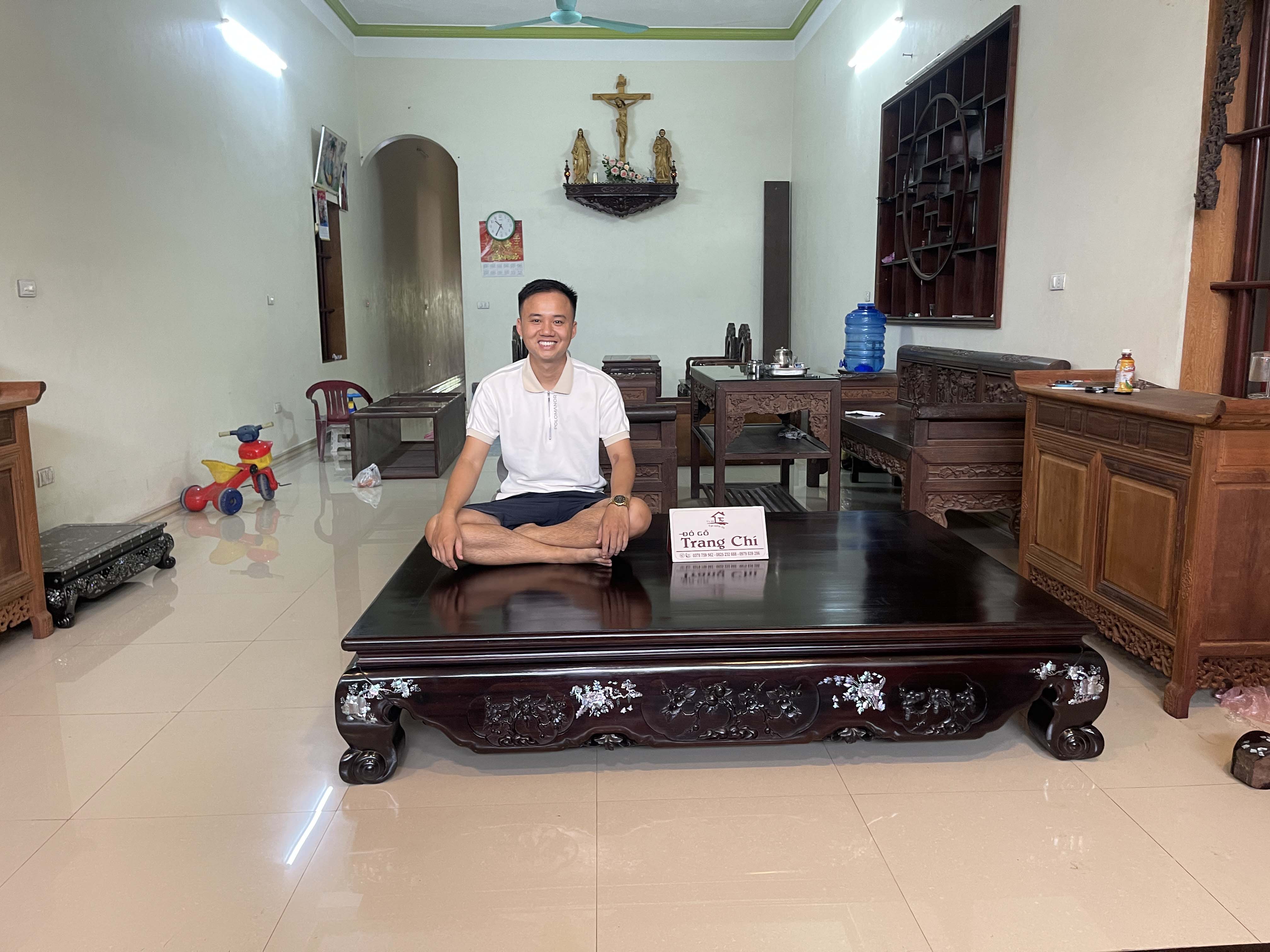 mau_sap_chan_quy_kham_oc