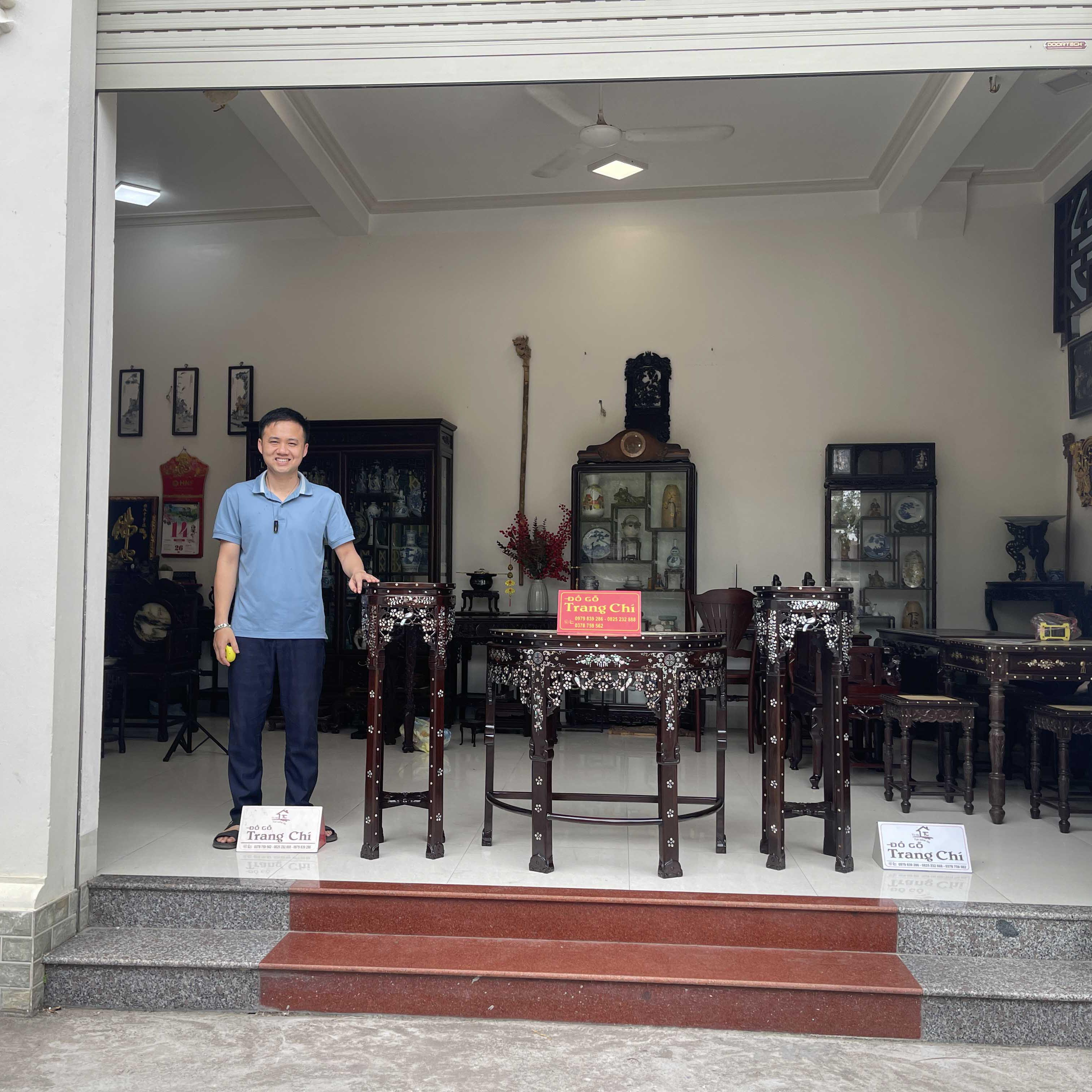 Kết Hợp Bàn Và Đôn Tròn Bày Đồ 1