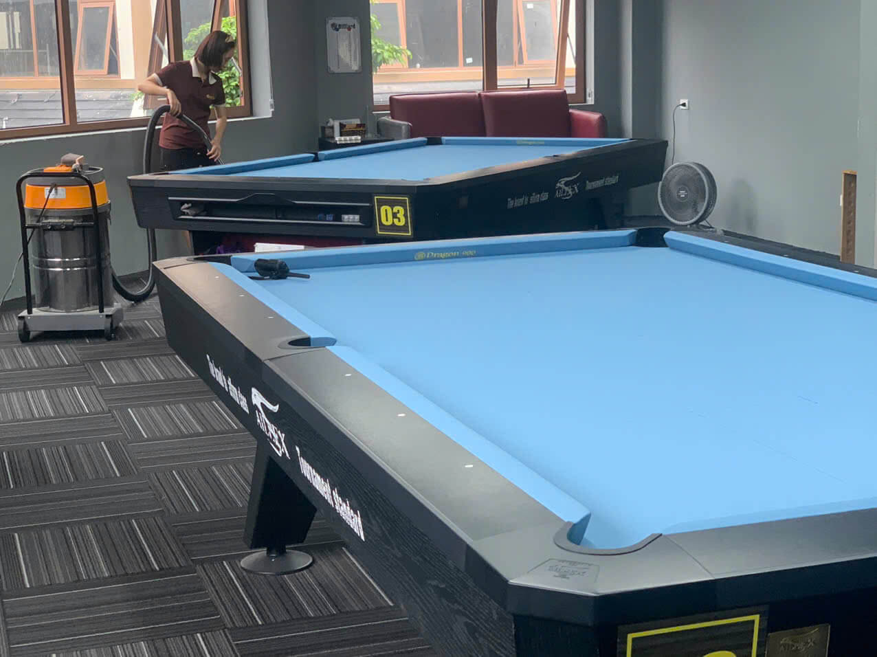 Bàn bida lỗ tiêu chuẩn dùng cho quán kinh doanh