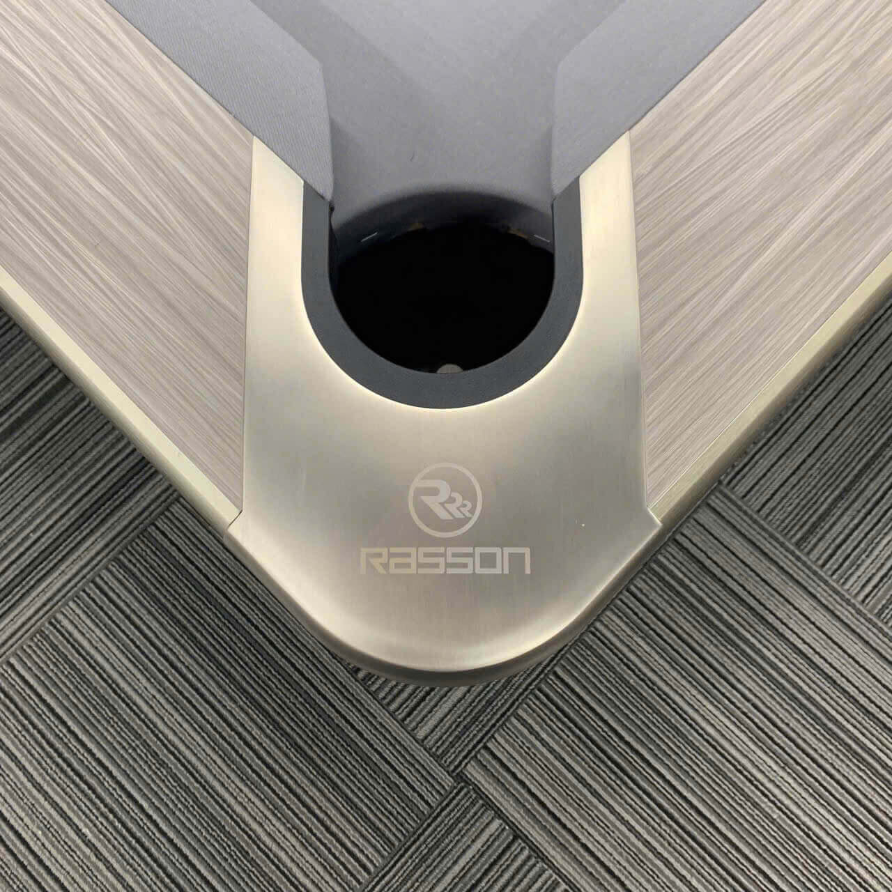 Bàn Rasson CLB được nhiều quán bida lựa chọn