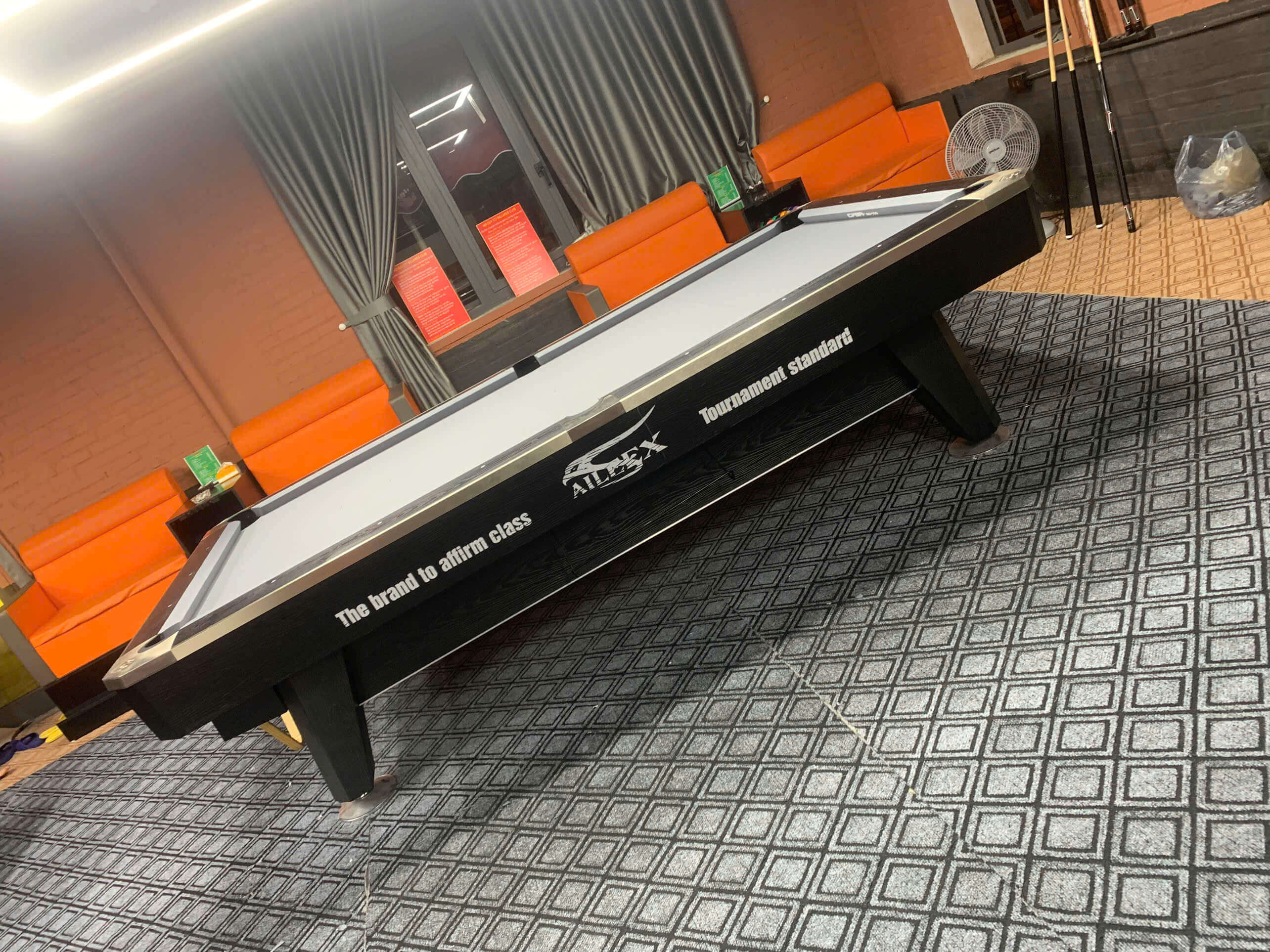 Bàn bi a Châu Á đa dạng mẫu mã