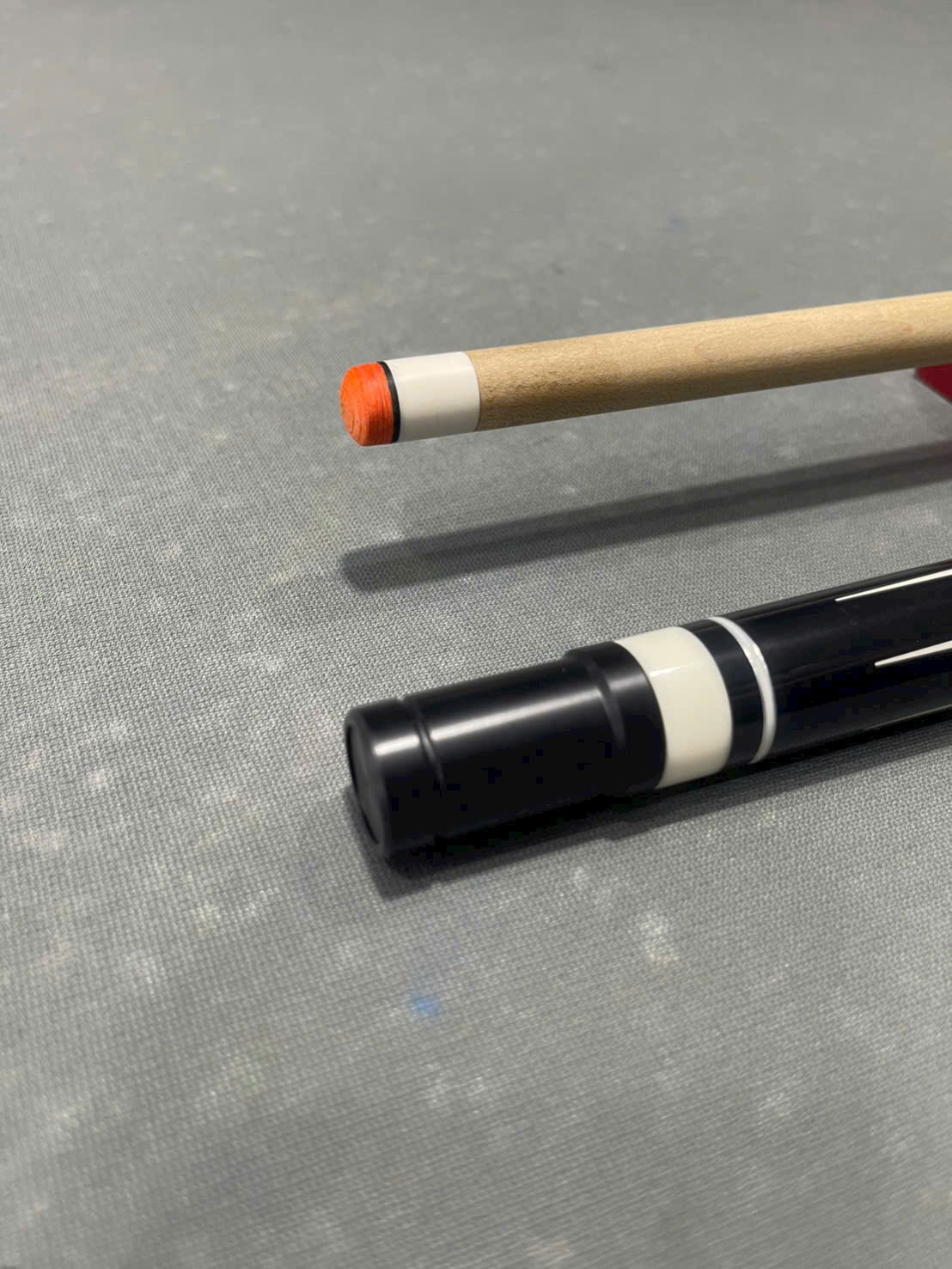 Độ tẩy cơ bida dành cho cơ thủ chuyên nghiệp, tăng độ bám.