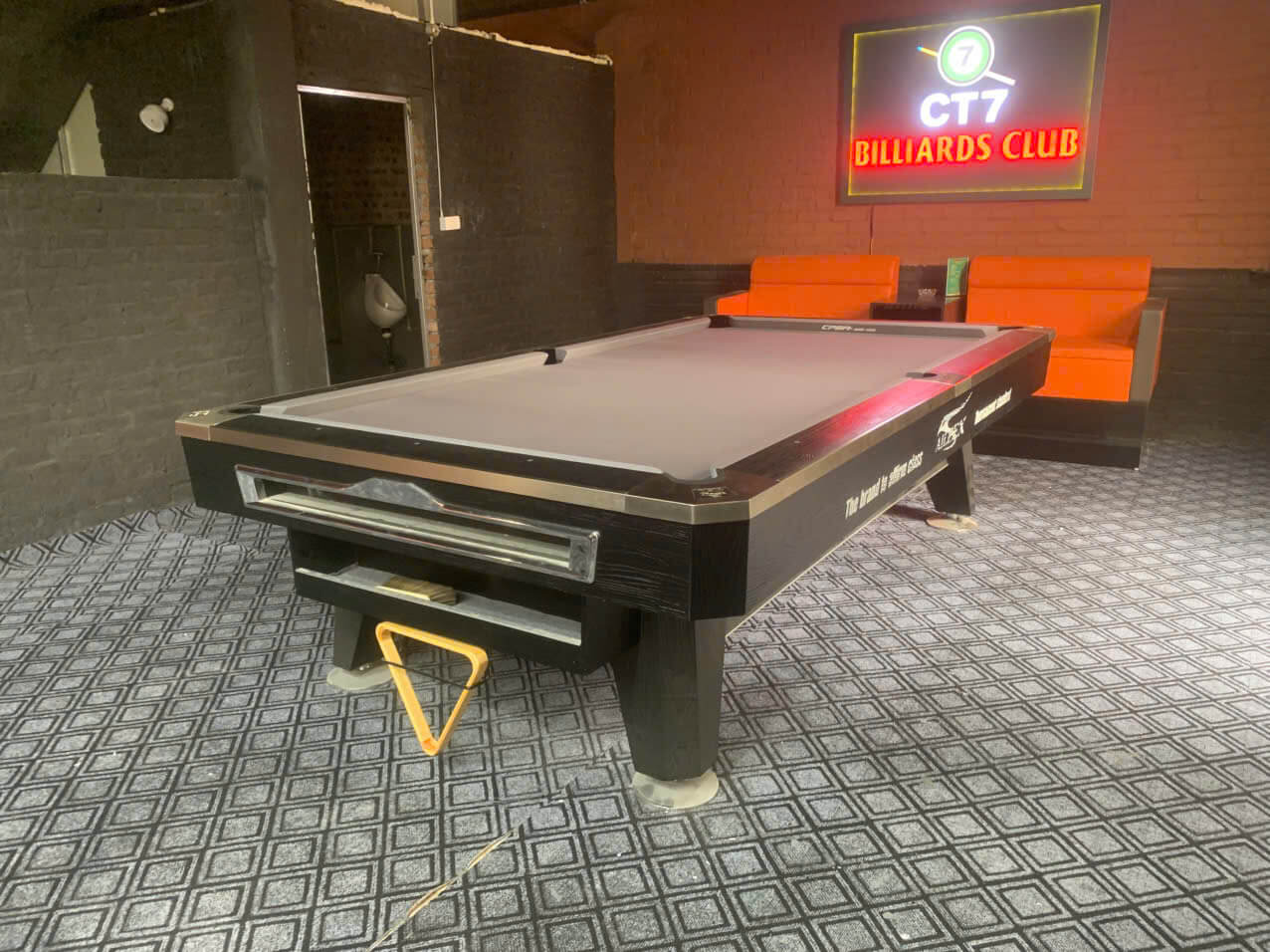 Kho bàn bi a đã qua sử dụng