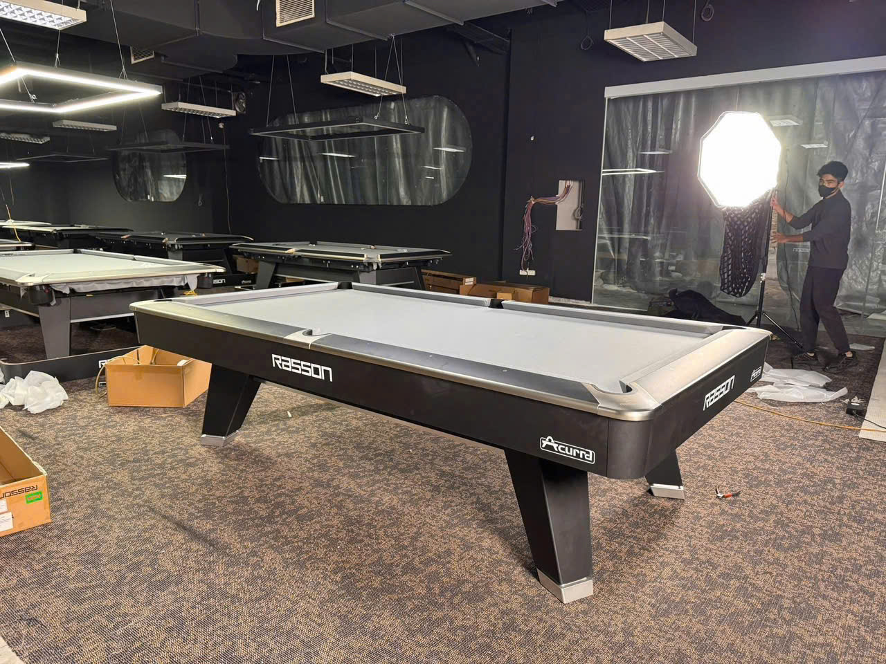 Showroom bán bàn bida lỗ chính hãng tại miền Bắc
