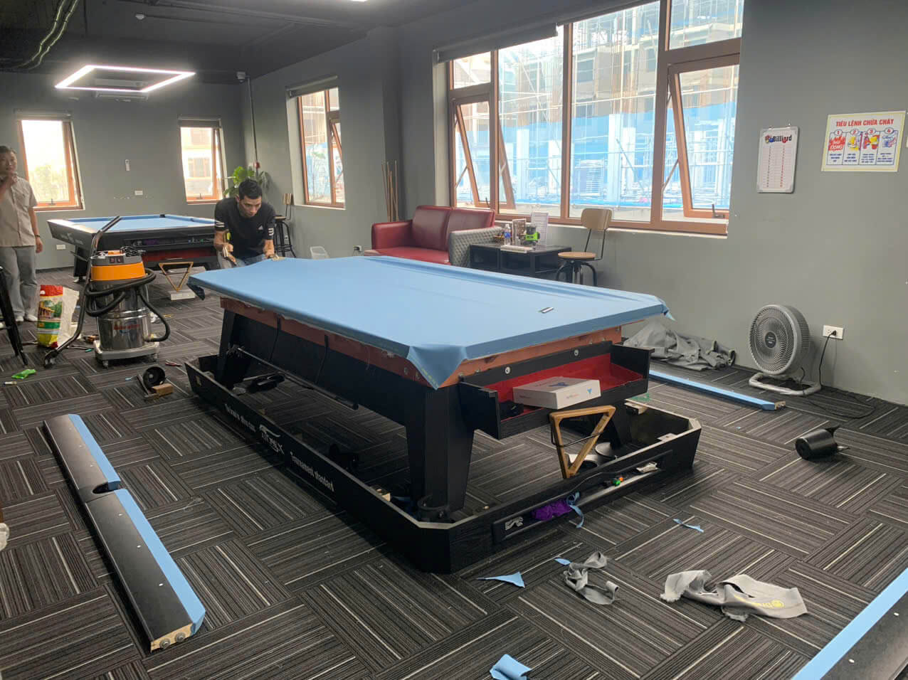 Thay nỉ bàn bi a trọn gói tại miền Bắc cho quán kinh doanh