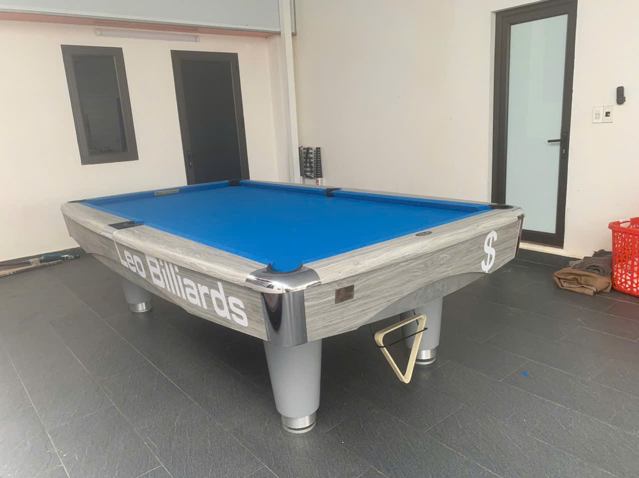 Thu gom bàn bi a cũ toàn quốc