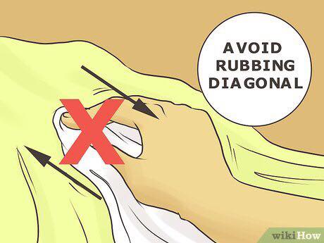 3 Ways to Remove Water Marks from Silk - wikiHow