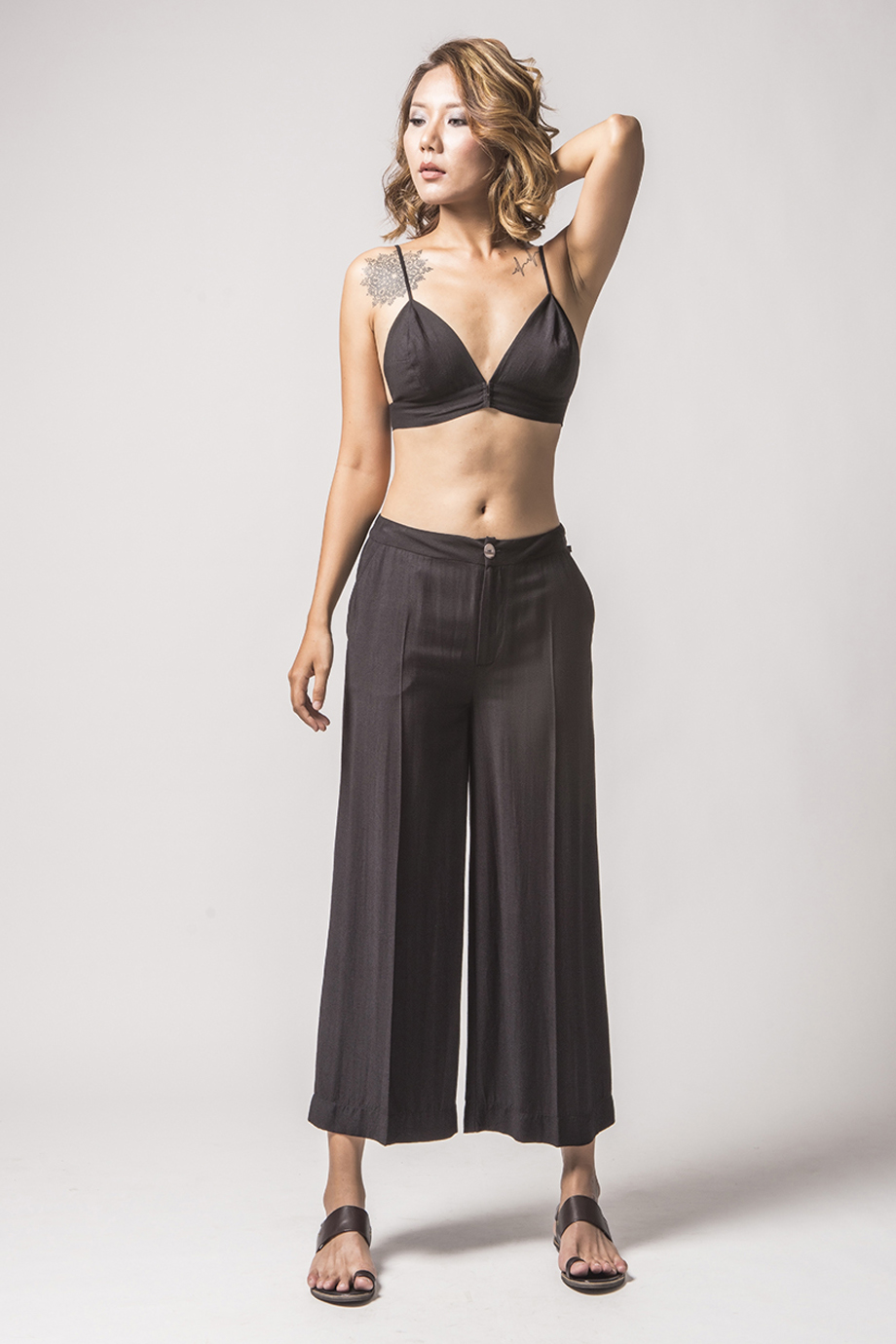 Áo lụa tơ tằm 100% Iris Silk Bra Top/ Black