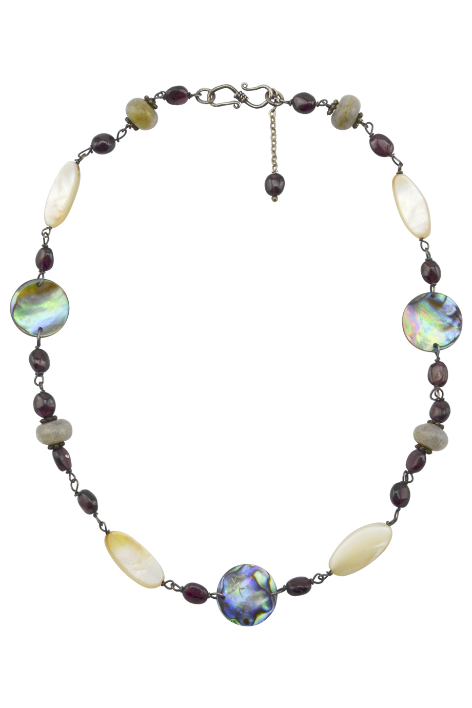 Vòng cổ Hanah Labra Garnet Pearl Shell Necklace