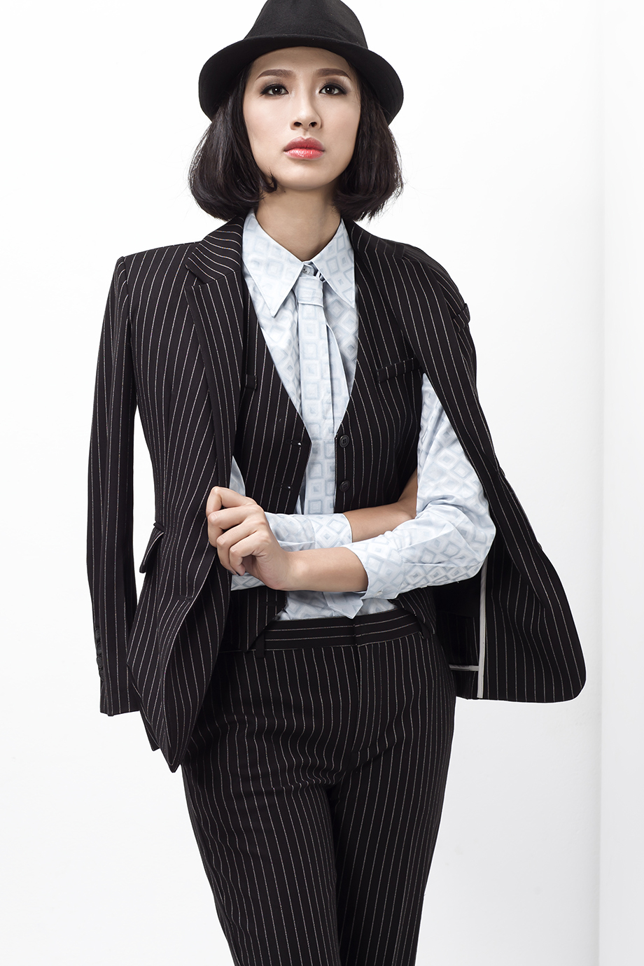 Áo khoác bộ ngắn- Stamford Suit Jacket/ Black Stripe