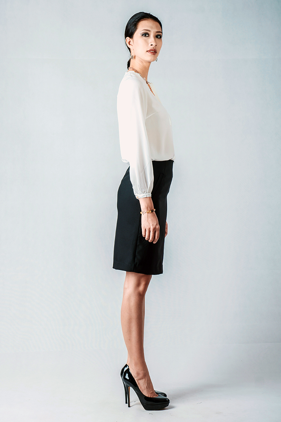 Hilary Pencil Skirt/ Black