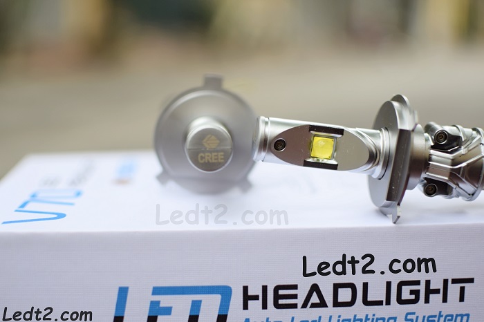 Đèn pha LED XHP70 V70