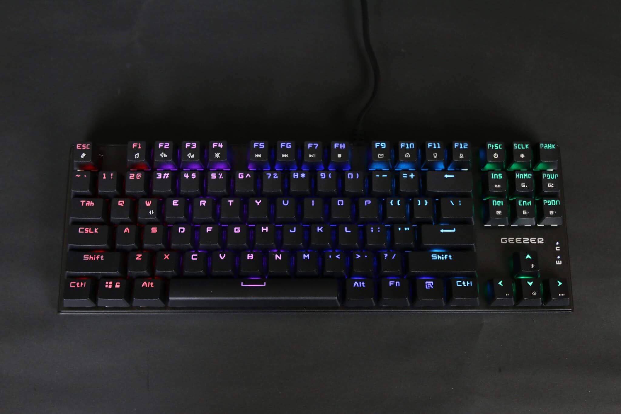 Bàn phím cơ Geezer GS4 Led RGB