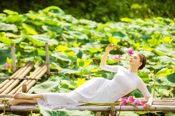 Cách chụp ảnh chân dung đẹp - Chụp chính diện mẫu ảnh