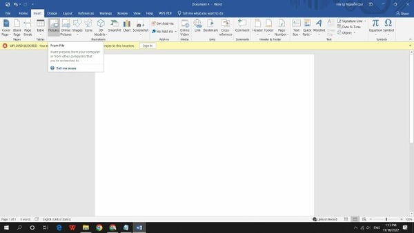 Mở Microsoft Word của bạn lên và sau đó chọn Tab Insert