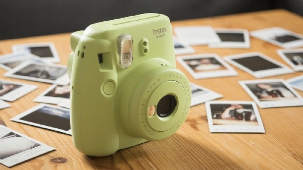 Máy ảnh Fujifilm Instax Mini 9