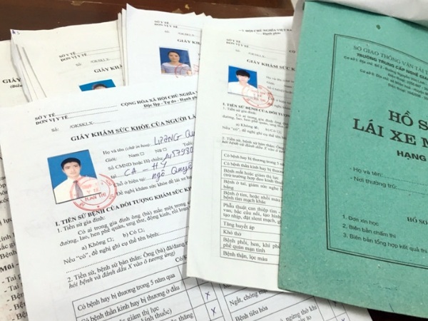 Kích thước chuẩn của ảnh thẻ khám sức khỏe là 4cm x 6cm