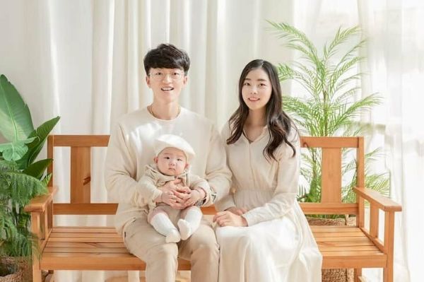 Các nguyên tắc tạo dáng chụp ảnh gia đình 3 người đẹp