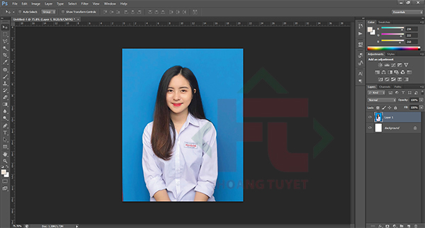 Mở file hình ảnh cần chỉnh sửa trong Photoshop