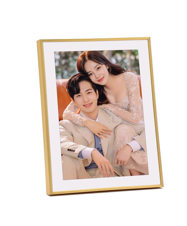 Khung ảnh gỗ có chân đế nghiêng sang trọng