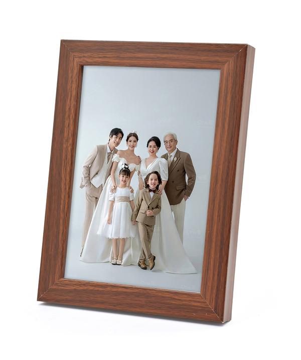 Khung ảnh để bàn làm việc bằng gỗ ấm cúng