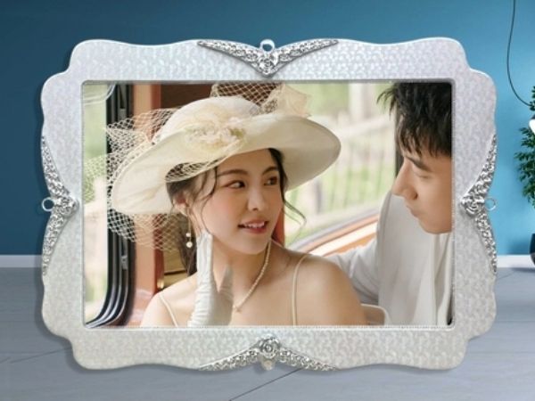 Bề mặt bóng bẩy và viền bo chắc chắn