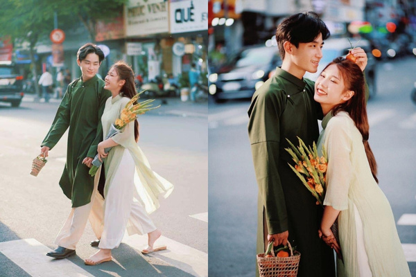 Cặp đôi tạo dáng nắm tay nhau du xuân, trao nhau những biểu cảm ngọt ngào