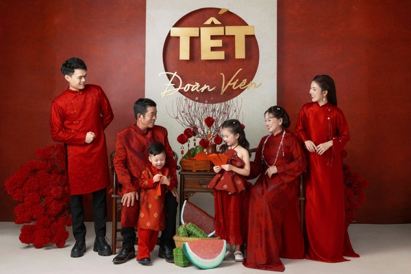 Concept Tết đoàn viên truyền thống giúp lưu giữ nét văn hóa của gia đình qua từng thế hệ