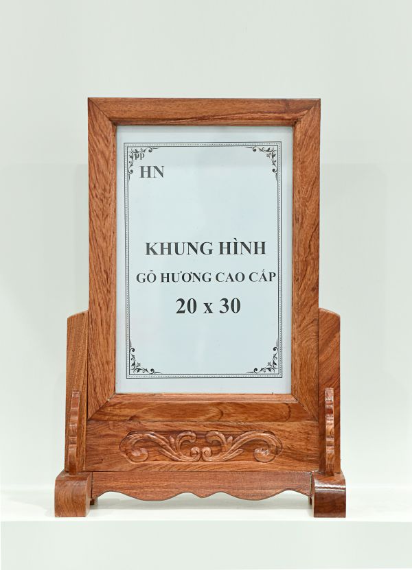 Có nên thay khung ảnh thờ hay không