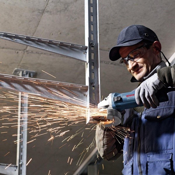 Bảo hộ lao động trong cắt mài