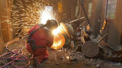 Bảo hộ lao động trong cắt mài