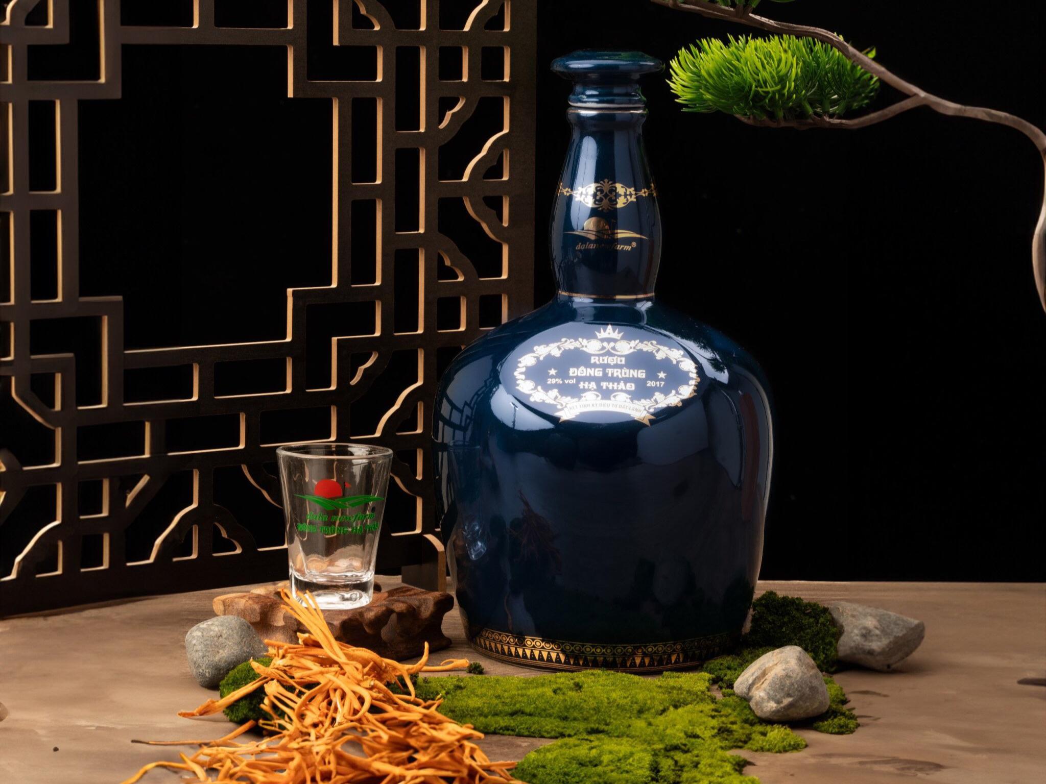 Rượu Đông Trùng Hạ Thảo Bình Gốm Sứ 