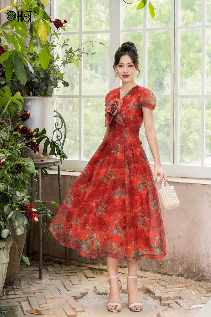 Đầm xòe dạ hội rớt vai ombre hồng đỏ cao cấp - KO04