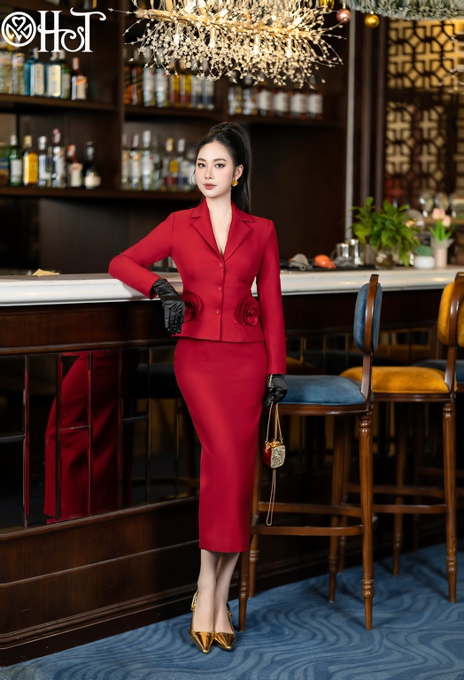 Juyp cạp liển xẻ sau tuytsi Đ.đô