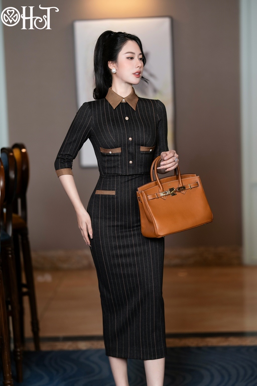 Juyp ôm cơi túi umi kẻ Chì