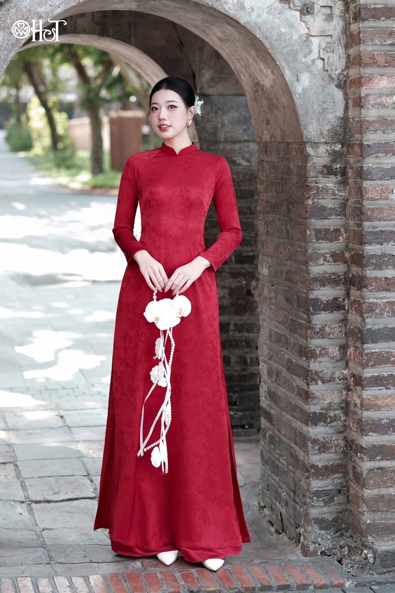 AD tằm lụa Nhã Trúc Đỏ