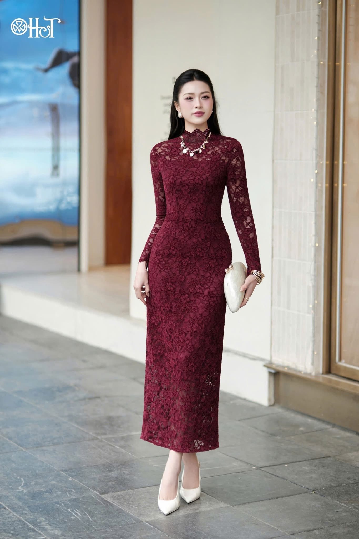 Đầm cồ tàu dài tay Ren nhung Đỏ Bur