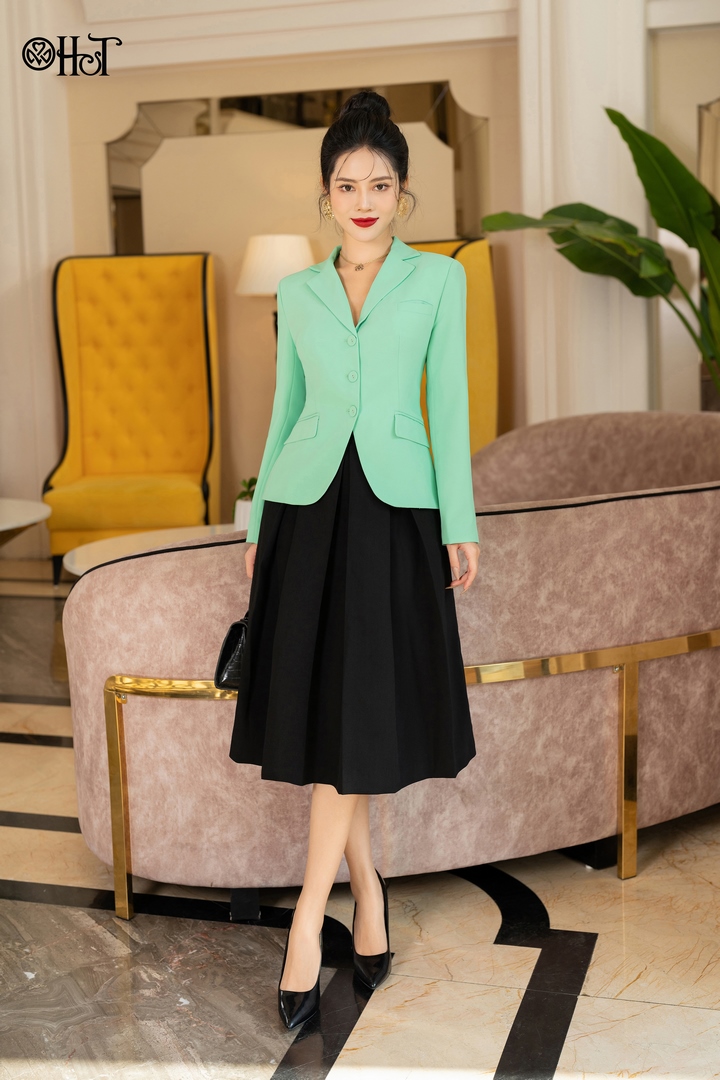 Vest cổ K bo gấu chéo X.ngọc