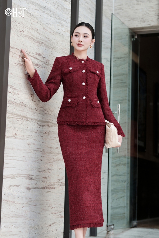 Juyt Tweed tua rua gấu Đỏ