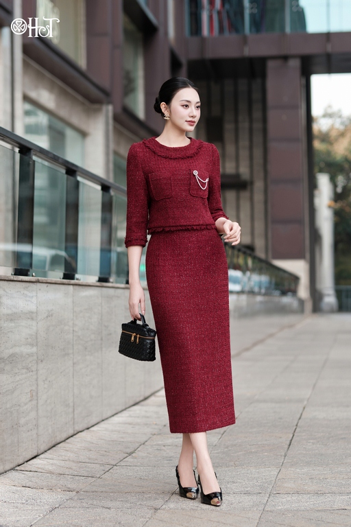Vest cổ tròn khoá sau Tweed Đỏ