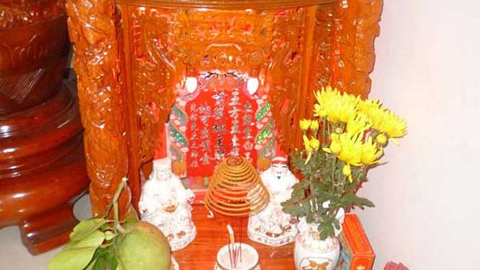 Nghi thức bốc bát hương là nghi thức rất tâm linh trong phong tục thờ cúng của người Việt