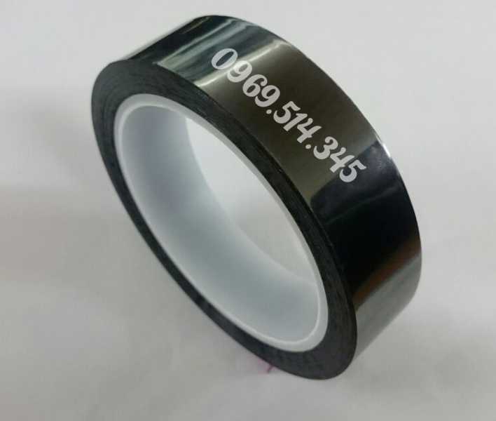 Băng dán được cấu tạo bởi lớp màng PET chống chịu nhiệt độ, sự mài mòn cao