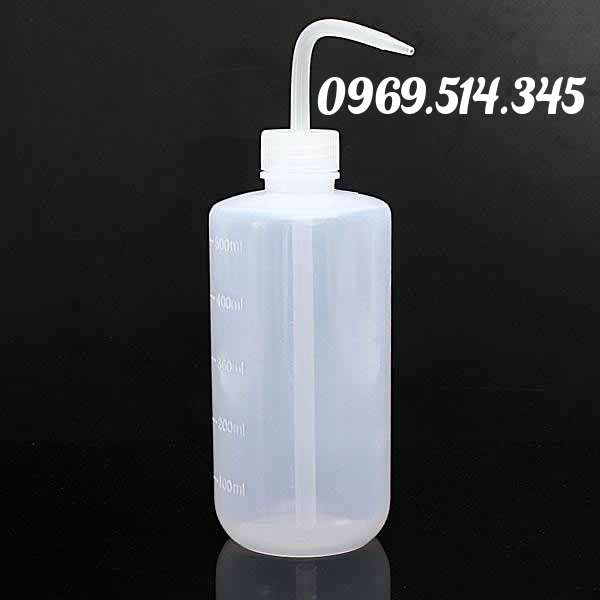 Bình nhựa trong suốt có vòi xịt được làm từ PE là chính dùng để sát khuẩn tay và bề mặt trong phòng sạch