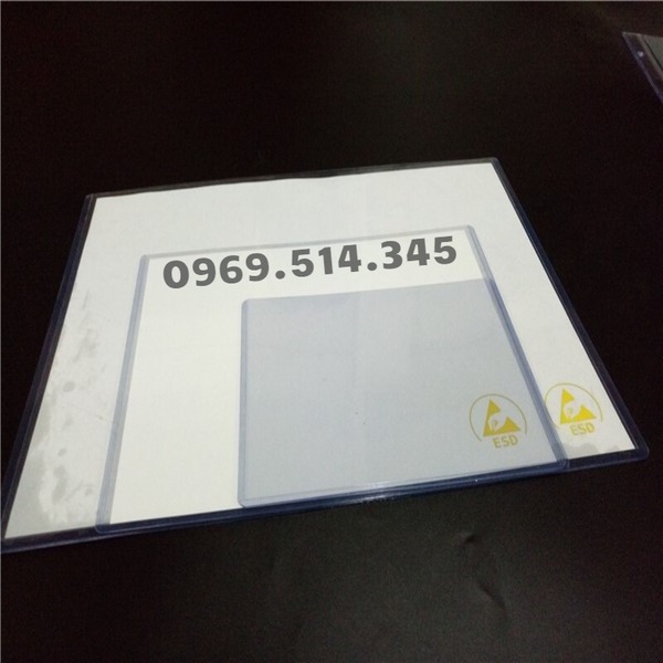 Bìa thẻ card trong suốt có tính thẩm mỹ và kích thước đa dạng cho khách hàng lựa chọn