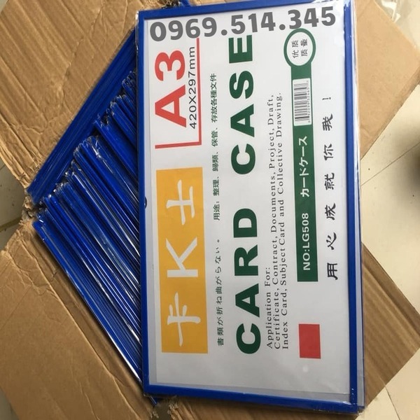 Card case có nam châm có thể dán lên bảng từ, bảng sắt một cách dễ dàng