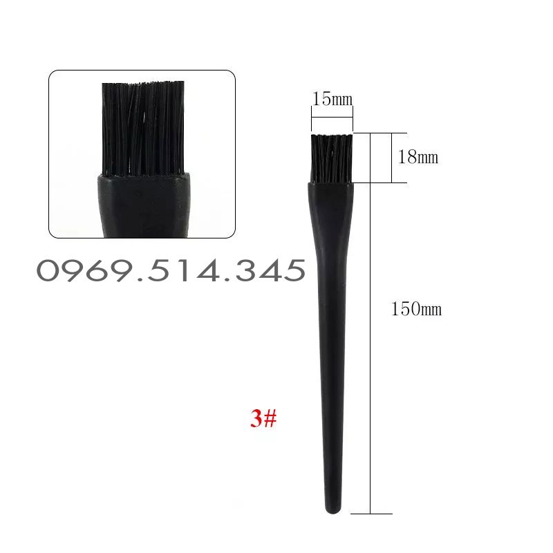 Cây phủi bụi bẩn được làm từ nhựa PVC có tính bền và khả năng cách điện, cách nhiệt tốt