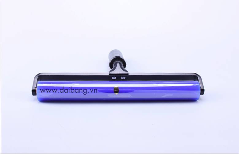 Cuộn lăn với chất liệu silicone Thích hợp cho mọi bề mặt như vải, da, nhựa, kim loại...