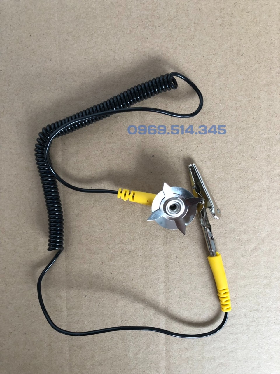 Dây nối 1 đầu chống tĩnh điện giảm nguy cơ tạo ra các đường dẫn rò rỉ nguy hiểm