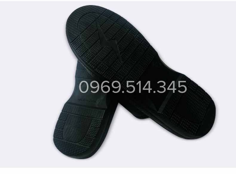 Đế cao su chống trơn trượt, dễ sử dụng